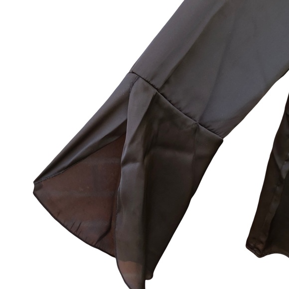 Ellos 12 Black Blouse Shirt Popover Satin Split Bell Sleeves Peep Keyhole Button - Picture 7 of 9